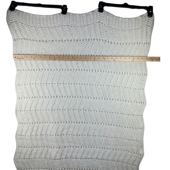 Handmade Crochet Knit Baby Blanket White - Picture 3 of 5